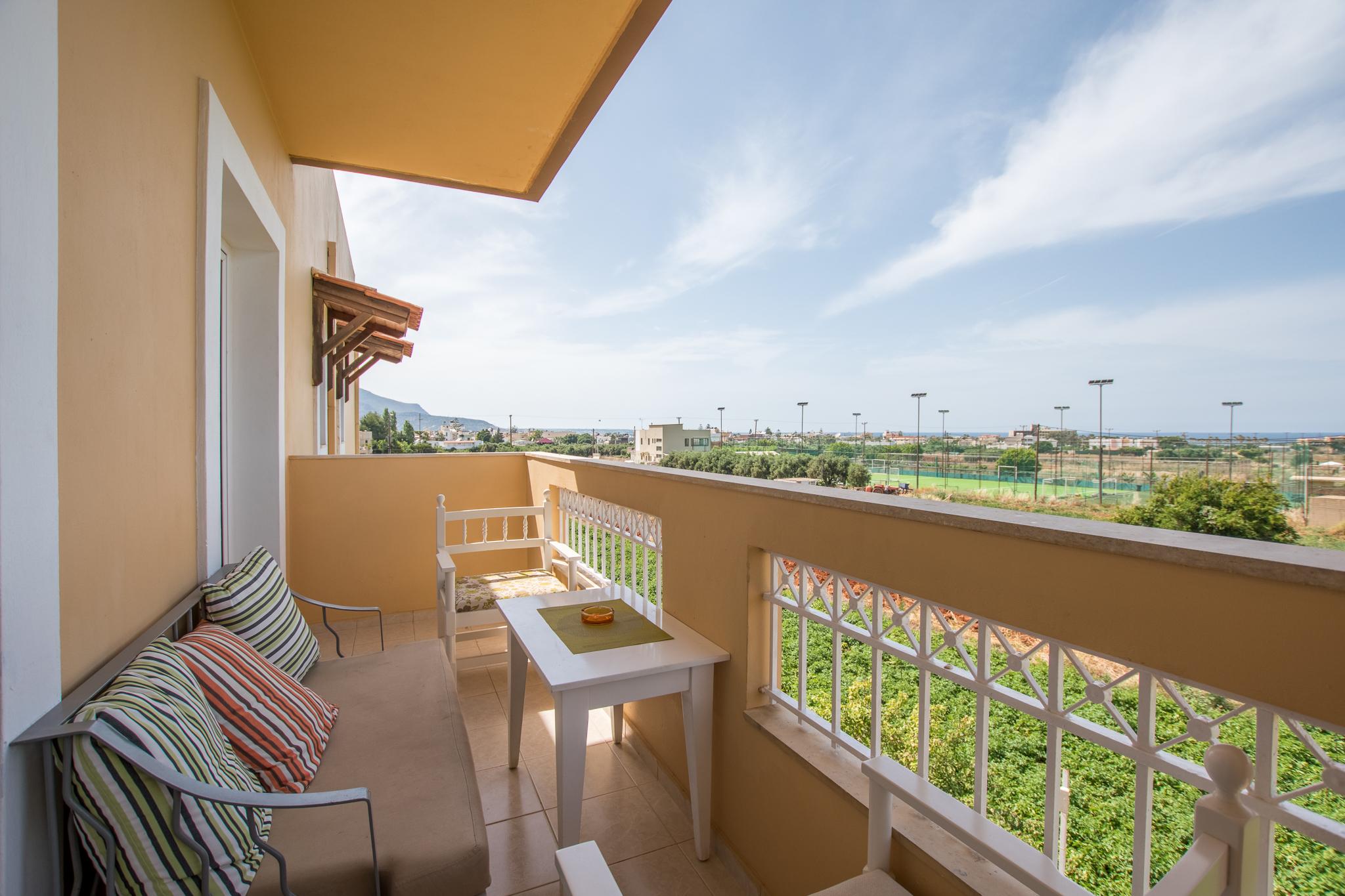 מאליה Danelis Studios & Apartments מראה חיצוני תמונה