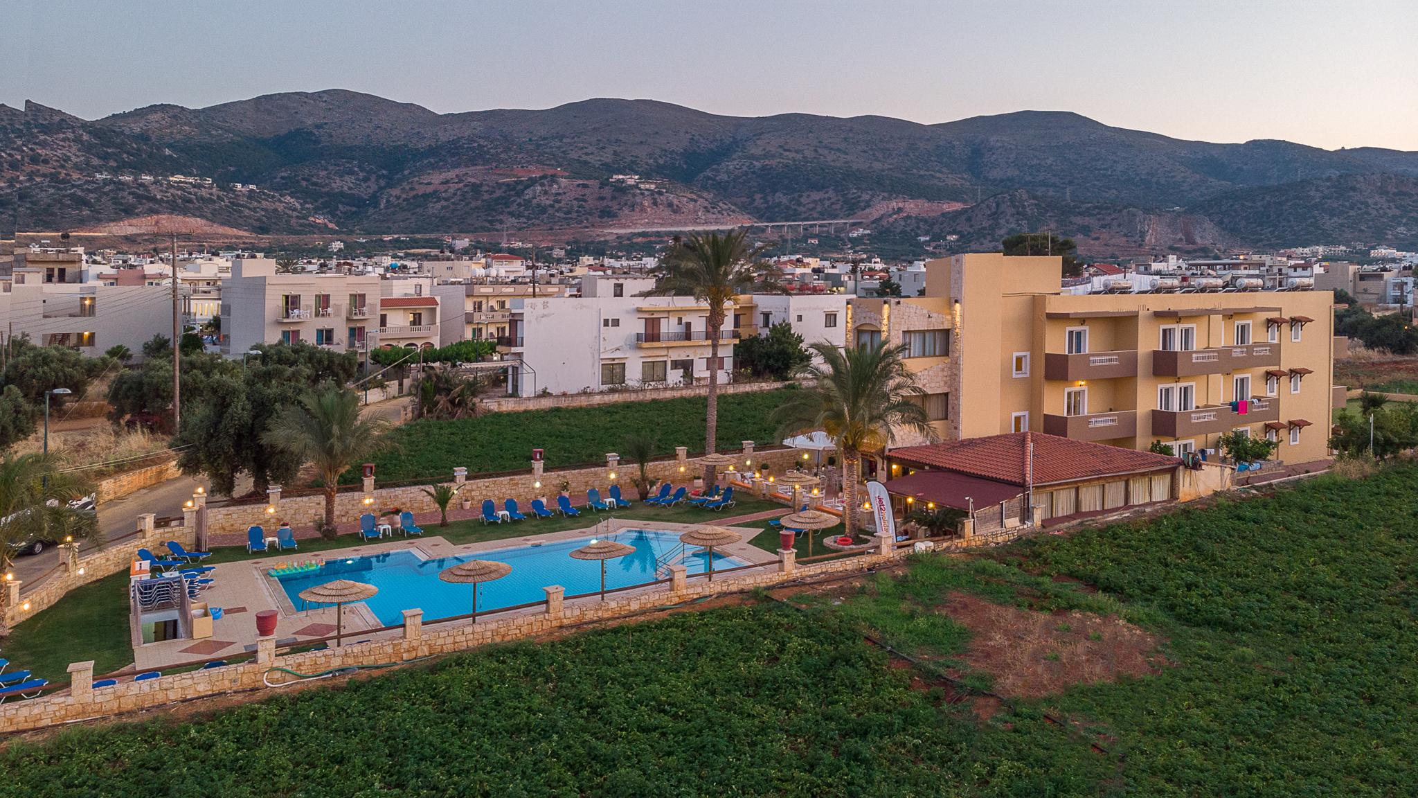 מאליה Danelis Studios & Apartments מראה חיצוני תמונה