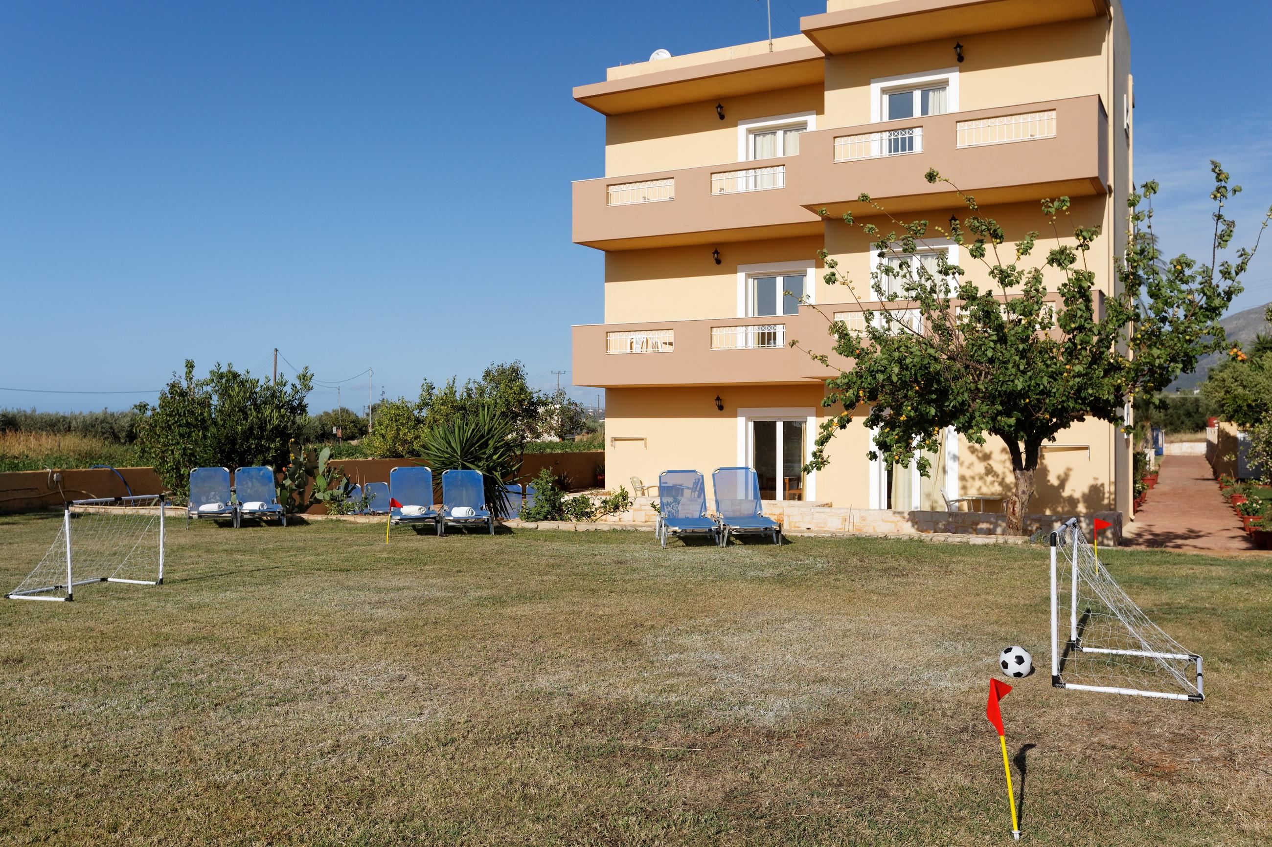 מאליה Danelis Studios & Apartments מראה חיצוני תמונה