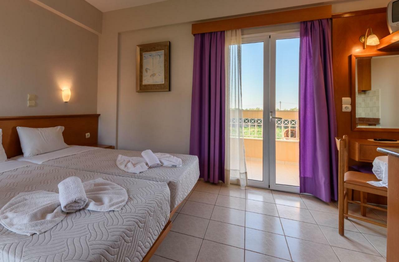 מאליה Danelis Studios & Apartments מראה חיצוני תמונה
